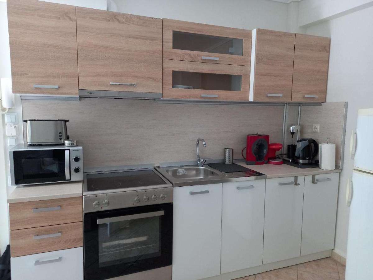 Peramos Apartments เนอาเปรามอส ภายนอก รูปภาพ